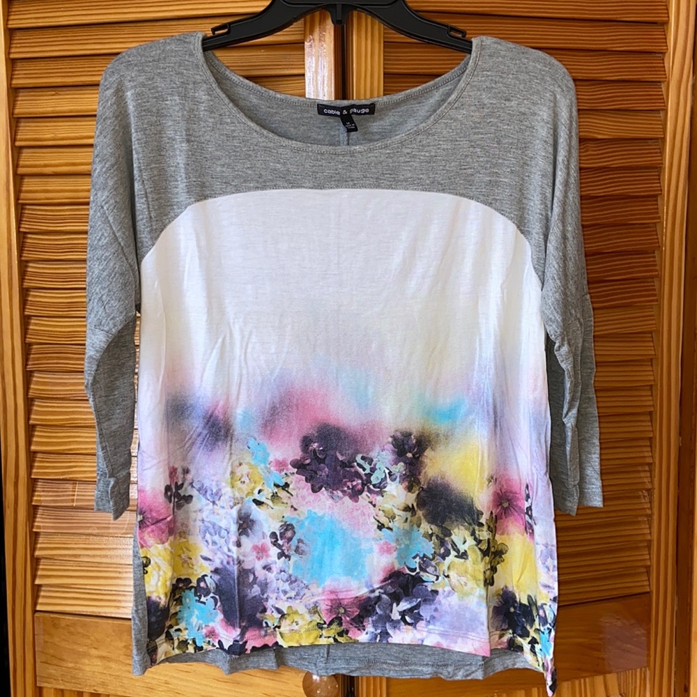 subtle high low top 3/4 sleeves cable and gauge
